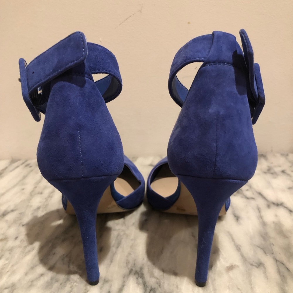Jessica Simpson Royal Blue Heels (Size 8, only worn once)